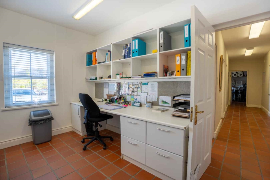 5 Bedroom Property for Sale in Franschhoek Western Cape